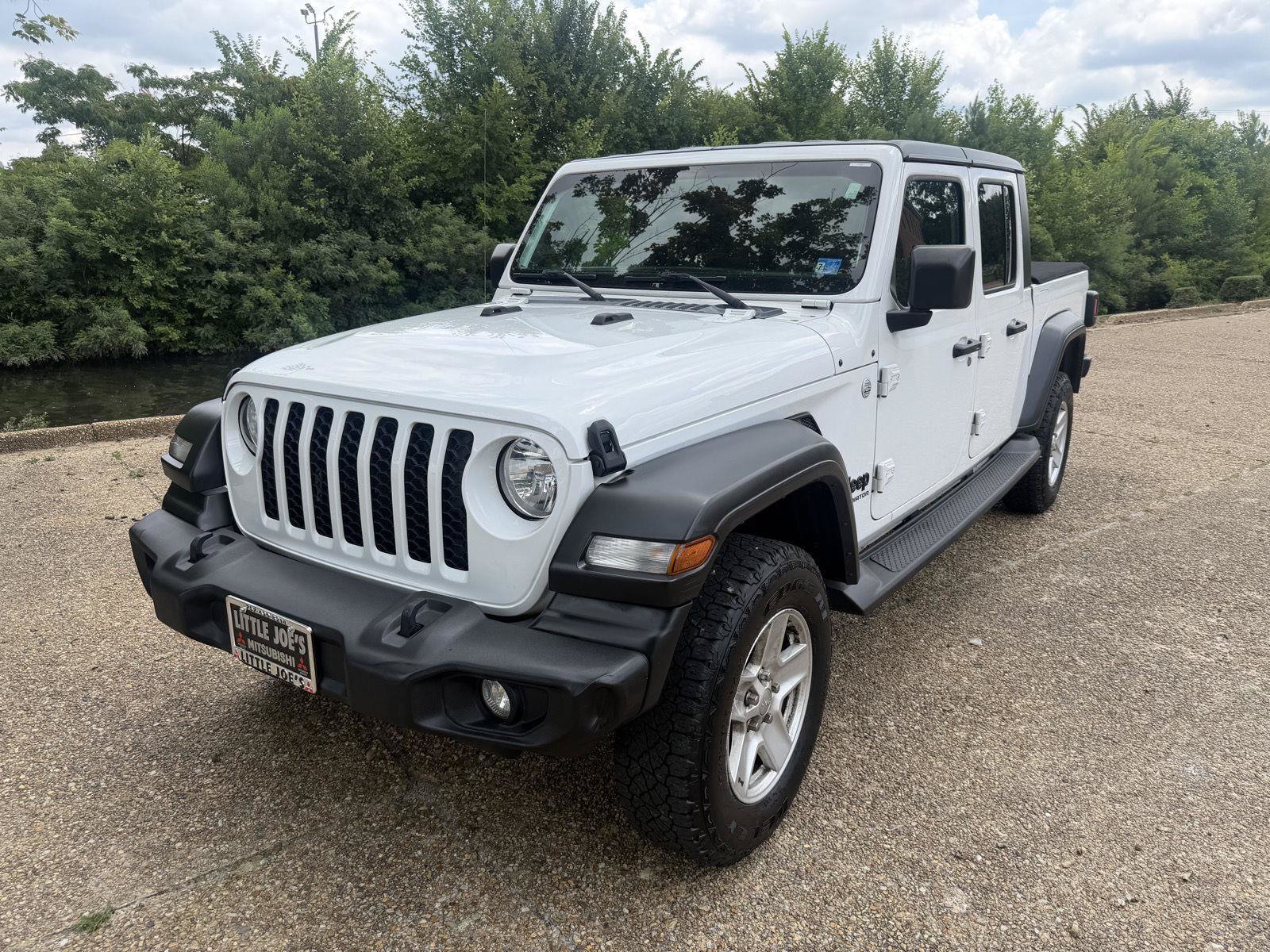 Used 2020 Jeep Gladiator Sport w/ Quick Order Package 24S AWD/4WD image 7