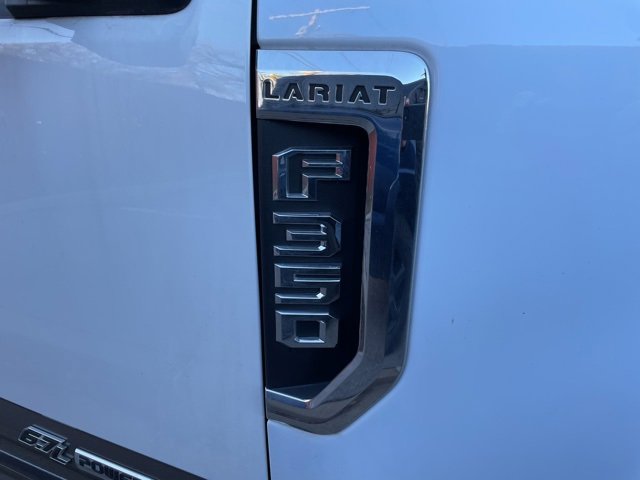 Used 2022 Ford F350 Lariat w/ Chrome Package image 6