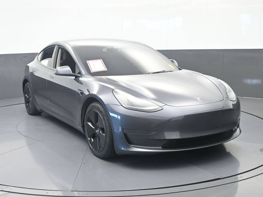 Used 2023 Tesla Model 3 Standard Range RWD image 9