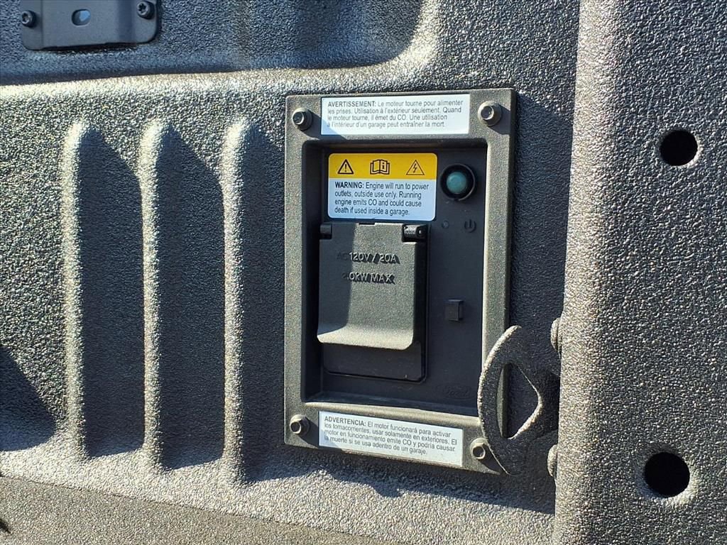 Used 2025 Ford F450 Platinum w/ Platinum Plus Package image 25