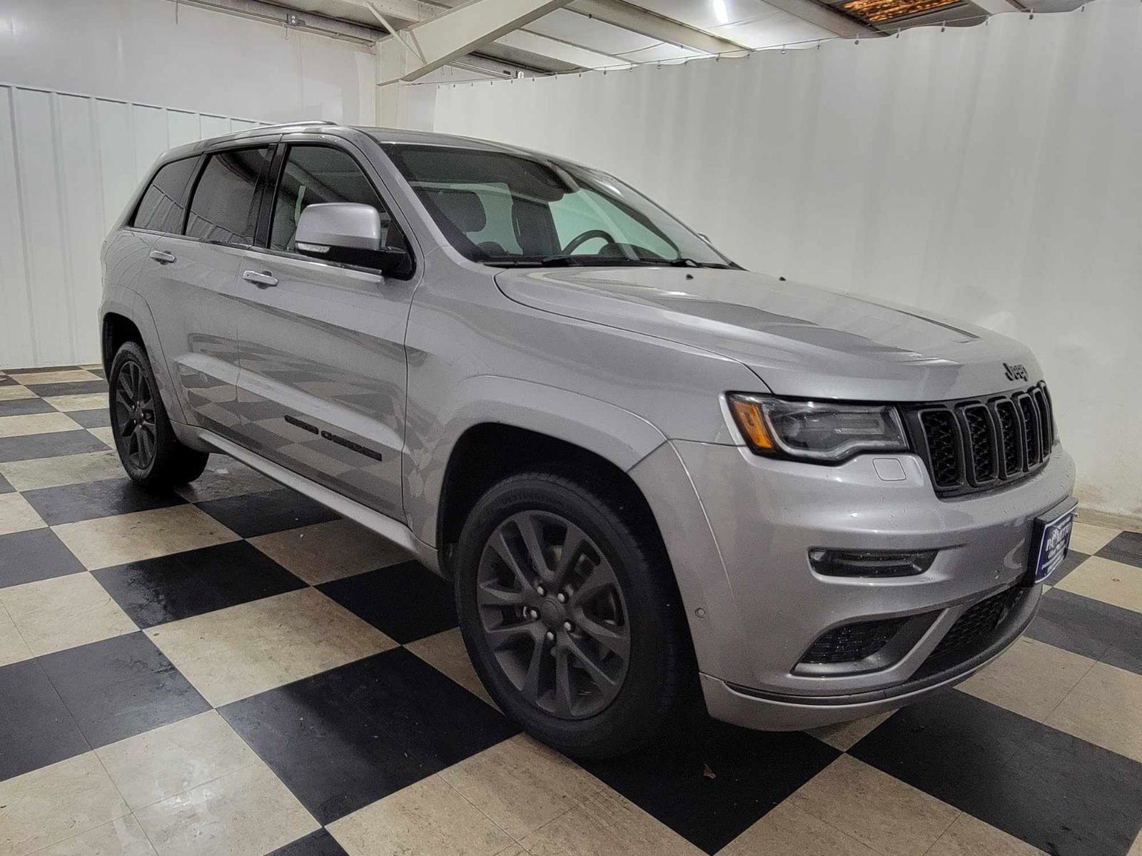 Used 2018 Jeep Grand Cherokee High Altitude image 4