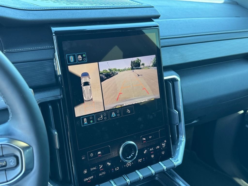 Used 2025 GMC Acadia Elevation FWD image 30