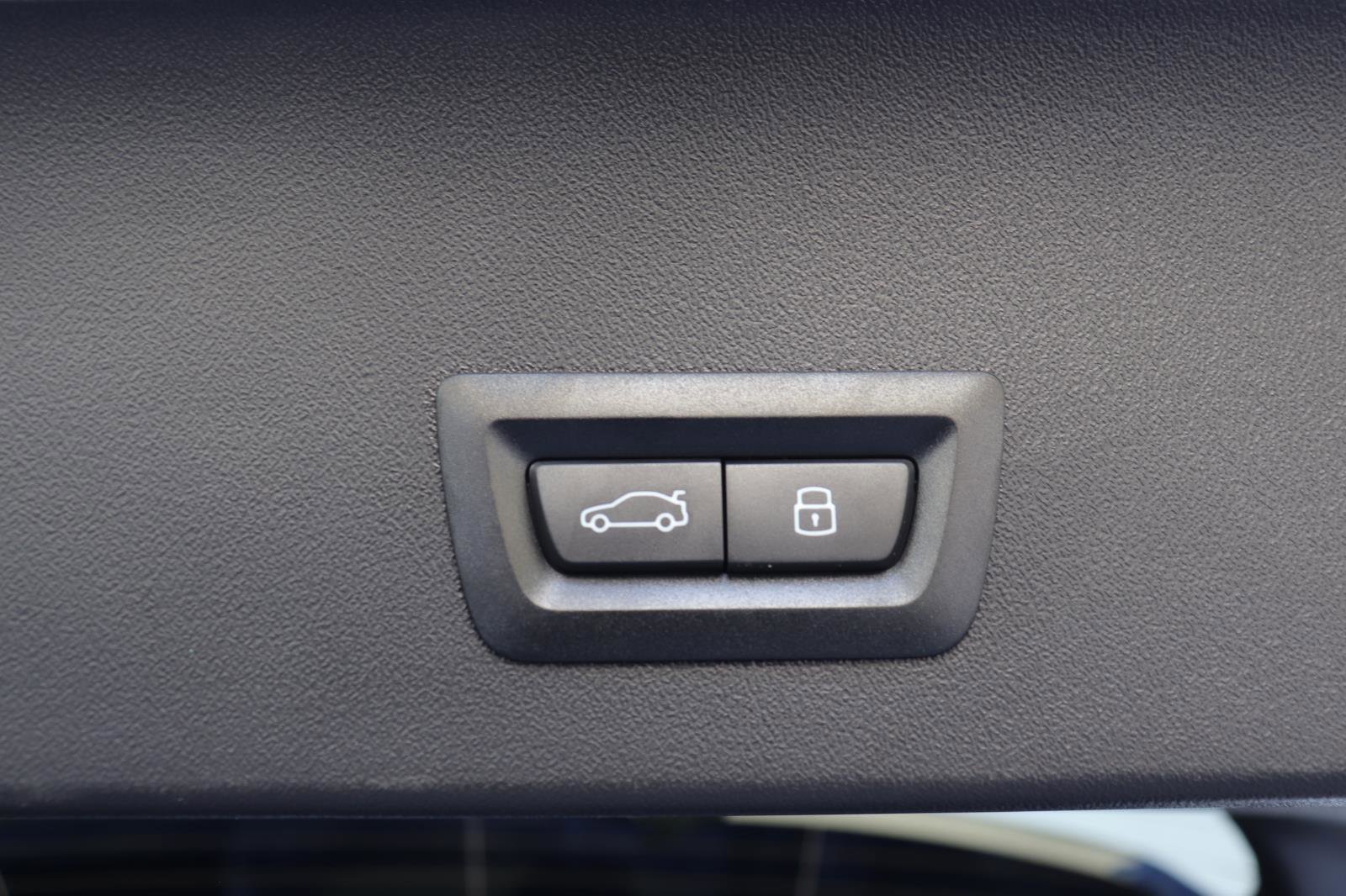 New 2026 BMW X3 xDrive30 w/ Premium Package image 17