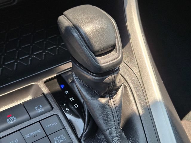 Used 2025 Toyota RAV4 XLE w/ Convenience Package AWD/4WD image 24