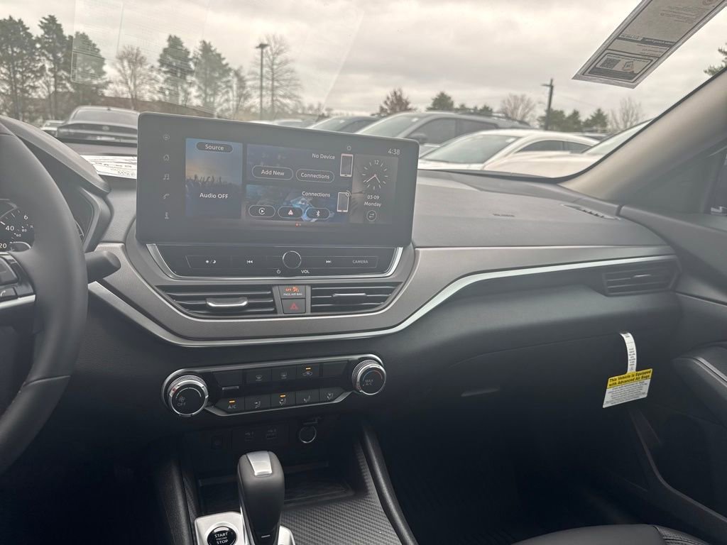 New 2026 Nissan Altima 2.5 SR image 14