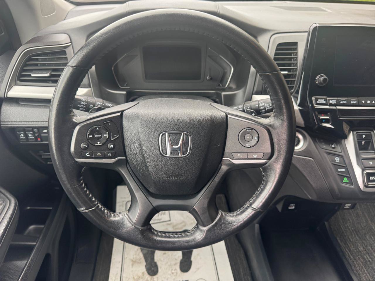 Used 2023 Honda Odyssey EX-L image 12