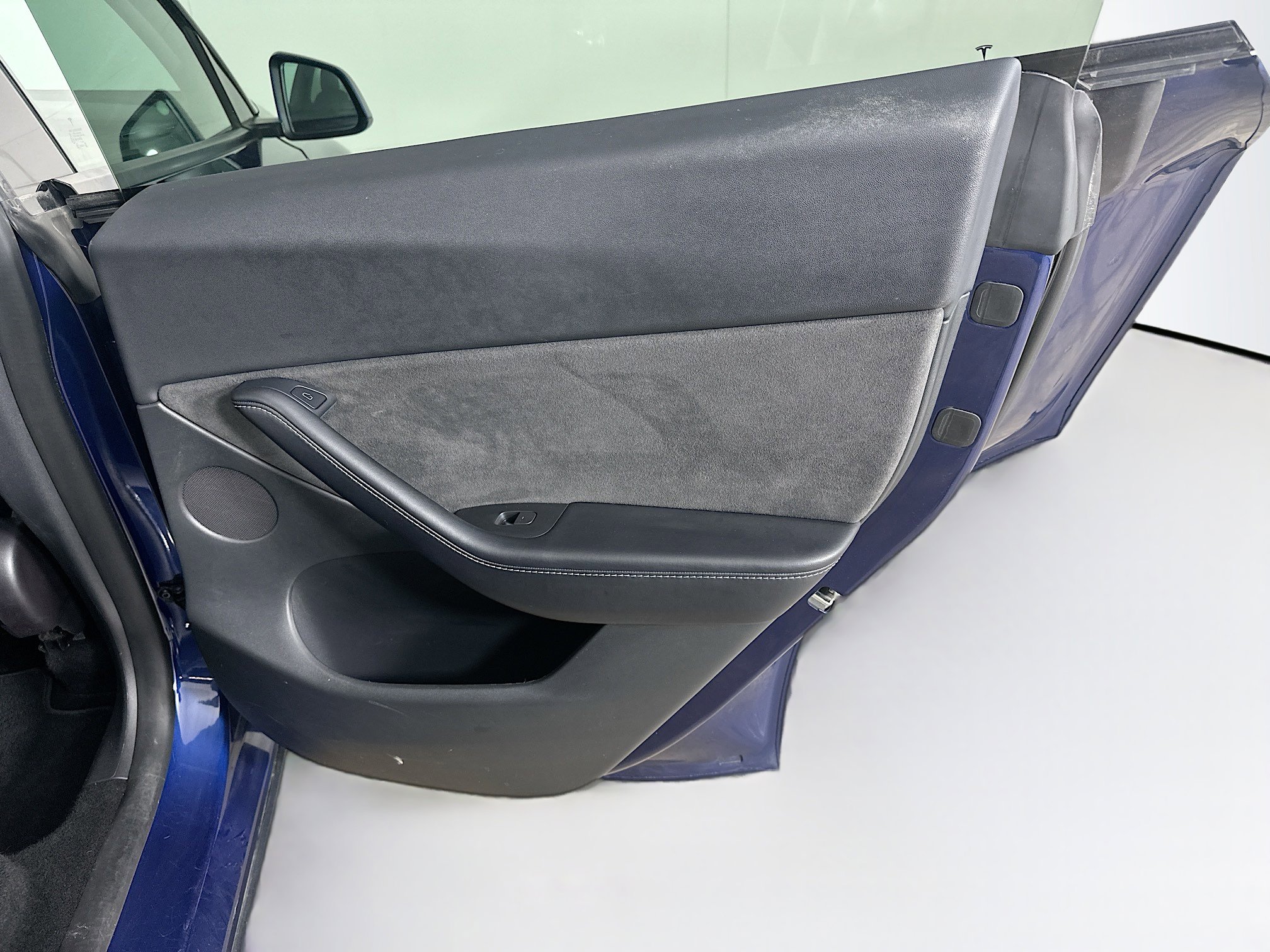 Used 2022 Tesla Model Y Long Range AWD/4WD image 29