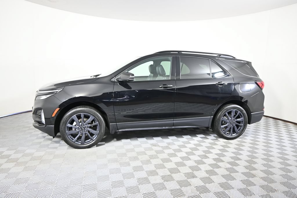 Used 2024 Chevrolet Equinox RS w/ RS Leather Package AWD/4WD image 2