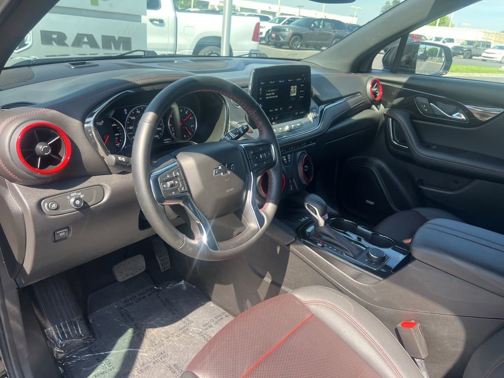 Used 2025 Chevrolet Blazer RS image 19