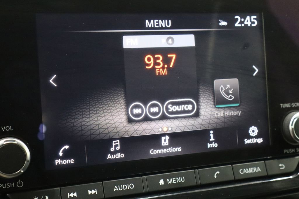 Used 2024 Nissan Pathfinder SV image 33