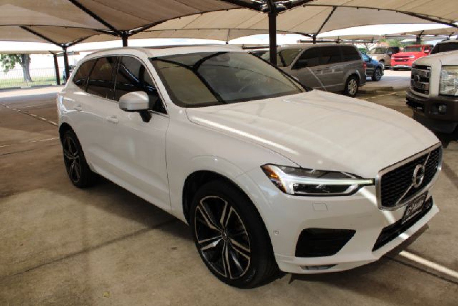 Used 2019 Volvo XC60 T6 R-Design w/ Protection Package Premier