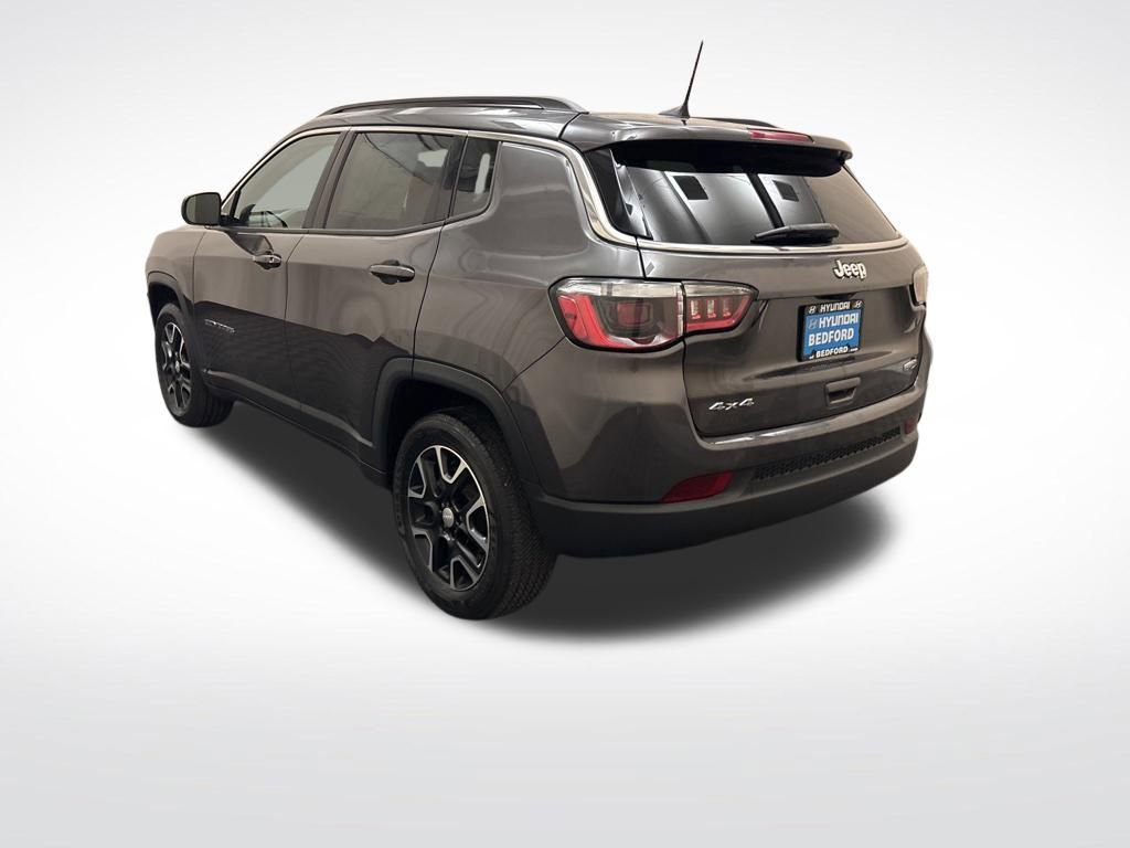 Used 2022 Jeep Compass Latitude w/ Convenience Group AWD/4WD image 8