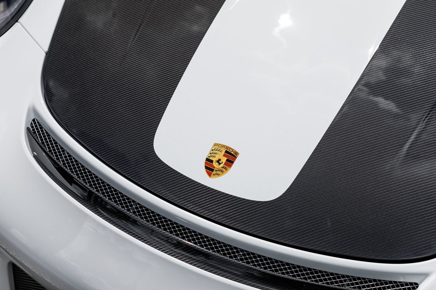 Used 2018 Porsche 911 GT2 RS w/ Weissach Package RWD image 22