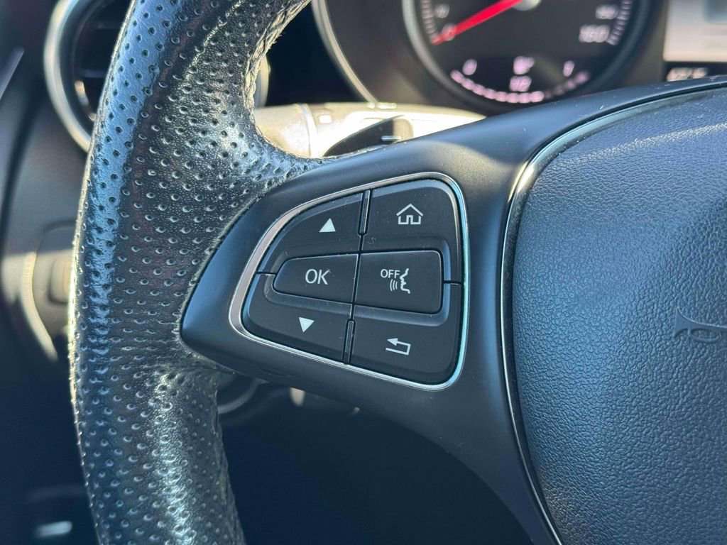 Used 2019 Mercedes-Benz GLC 300 image 21