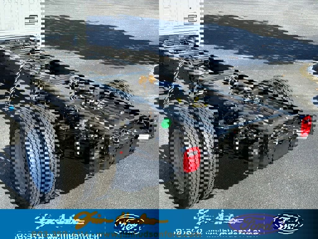 New 2026 Ford F550 2WD Regular Cab Super Duty image 6