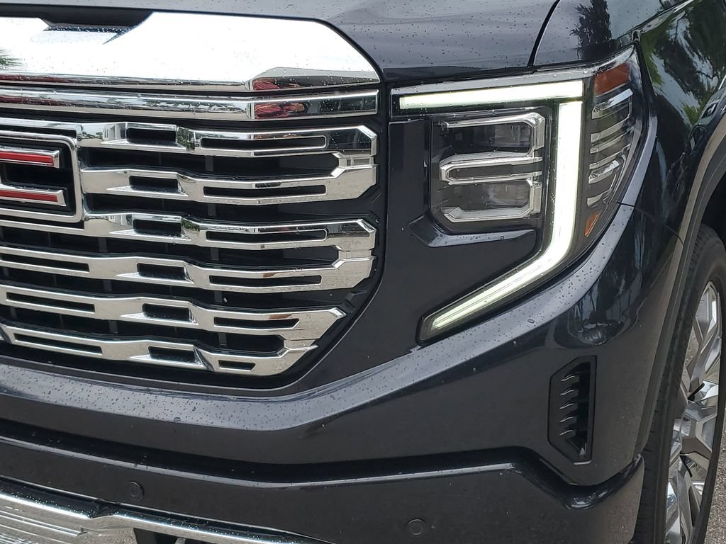 Certified 2025 GMC Sierra 1500 Denali w/ Denali Reserve Package AWD/4WD image 10