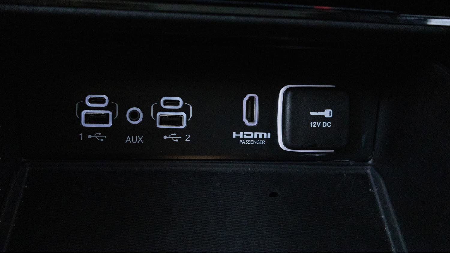 Used 2023 Jeep Grand Cherokee 4WD 4xe w/ Luxury Tech Group II image 23