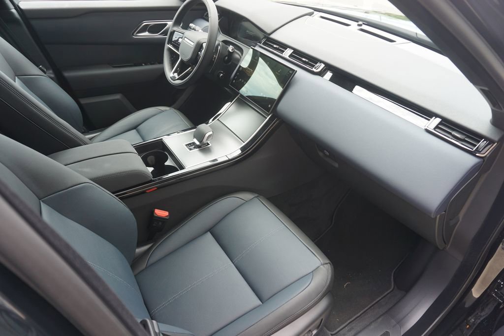 New 2026 Land Rover Range Rover Velar S image 22