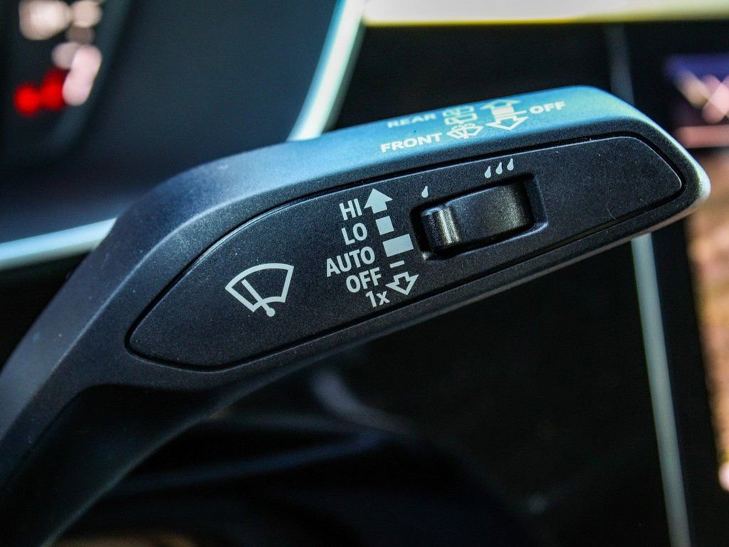 Used 2023 Audi Q3 2.0T Premium image 30