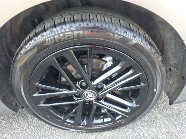 Certified 2025 Toyota Camry SE image 6