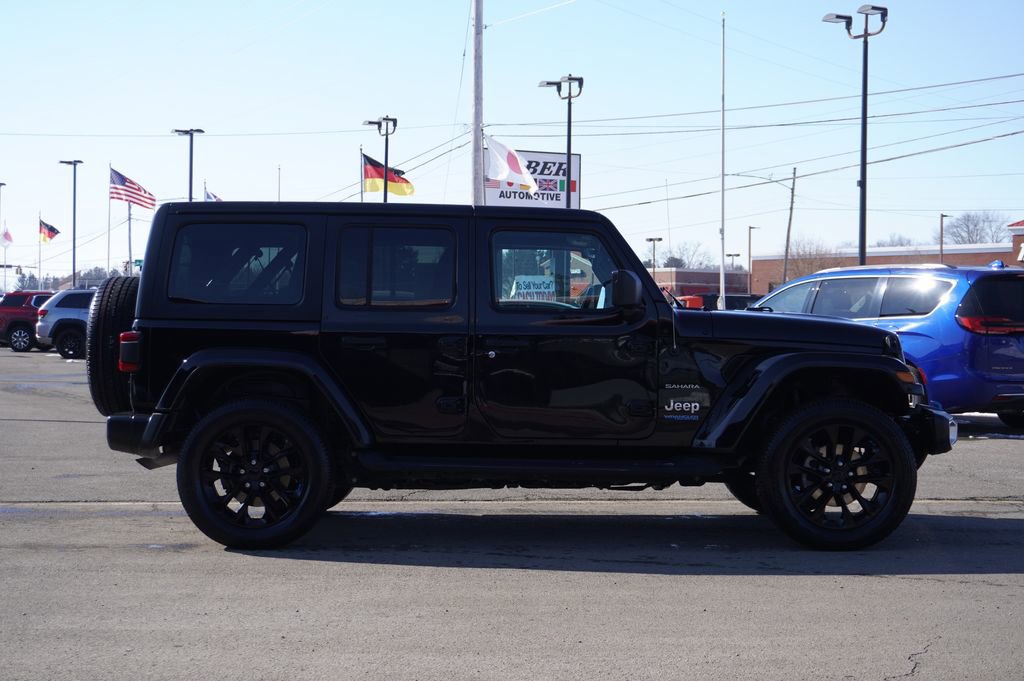 Used 2022 Jeep Wrangler Unlimited Sahara w/ Cold Weather Group image 8