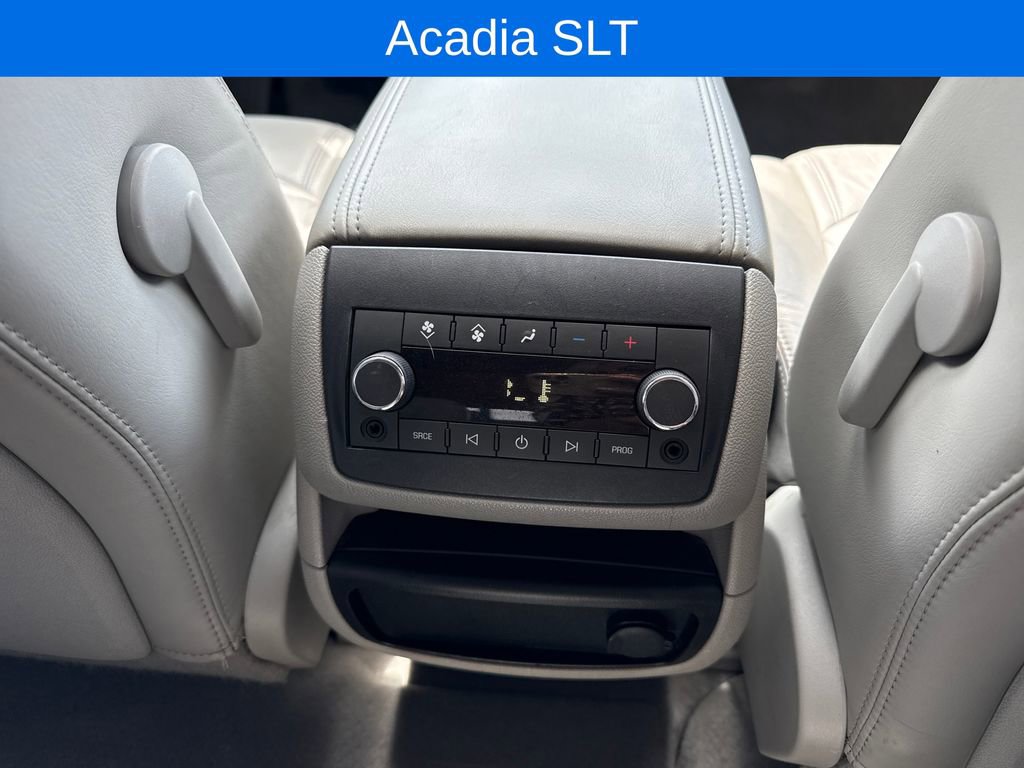 Used 2010 GMC Acadia SLT image 16