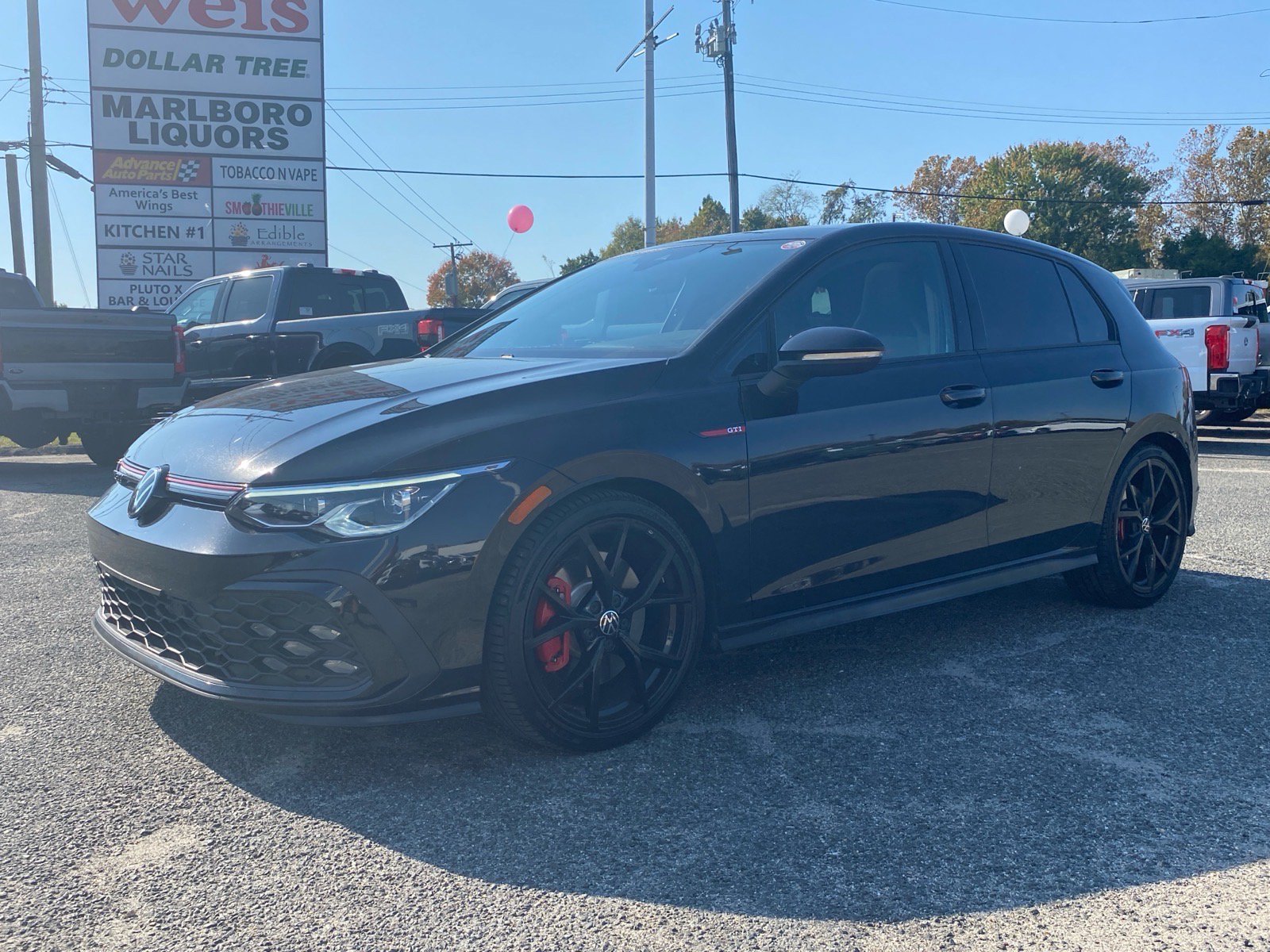 Used 2024 Volkswagen GTI SE FWD image 4