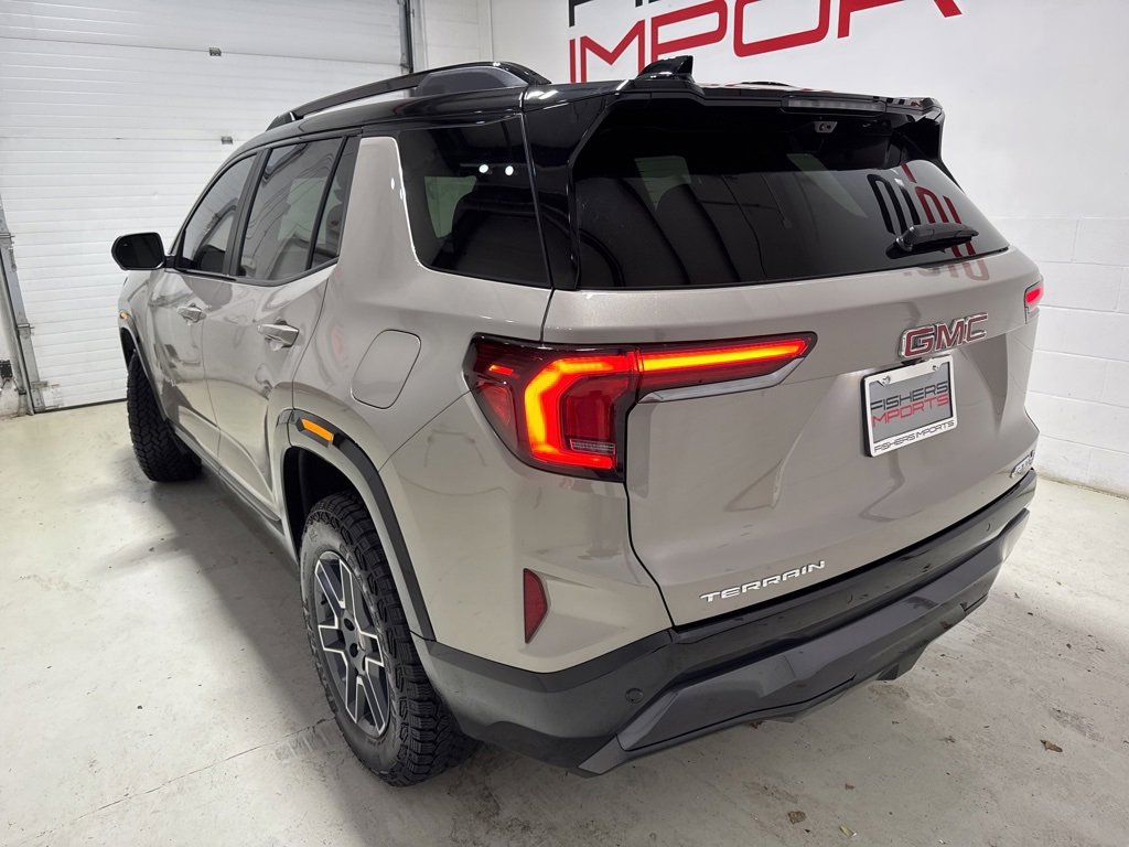 Used 2026 GMC Terrain AT4 w/ Convenience Package III image 5