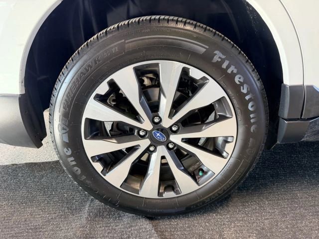 Used 2016 Subaru Outback 3.6R Limited image 18