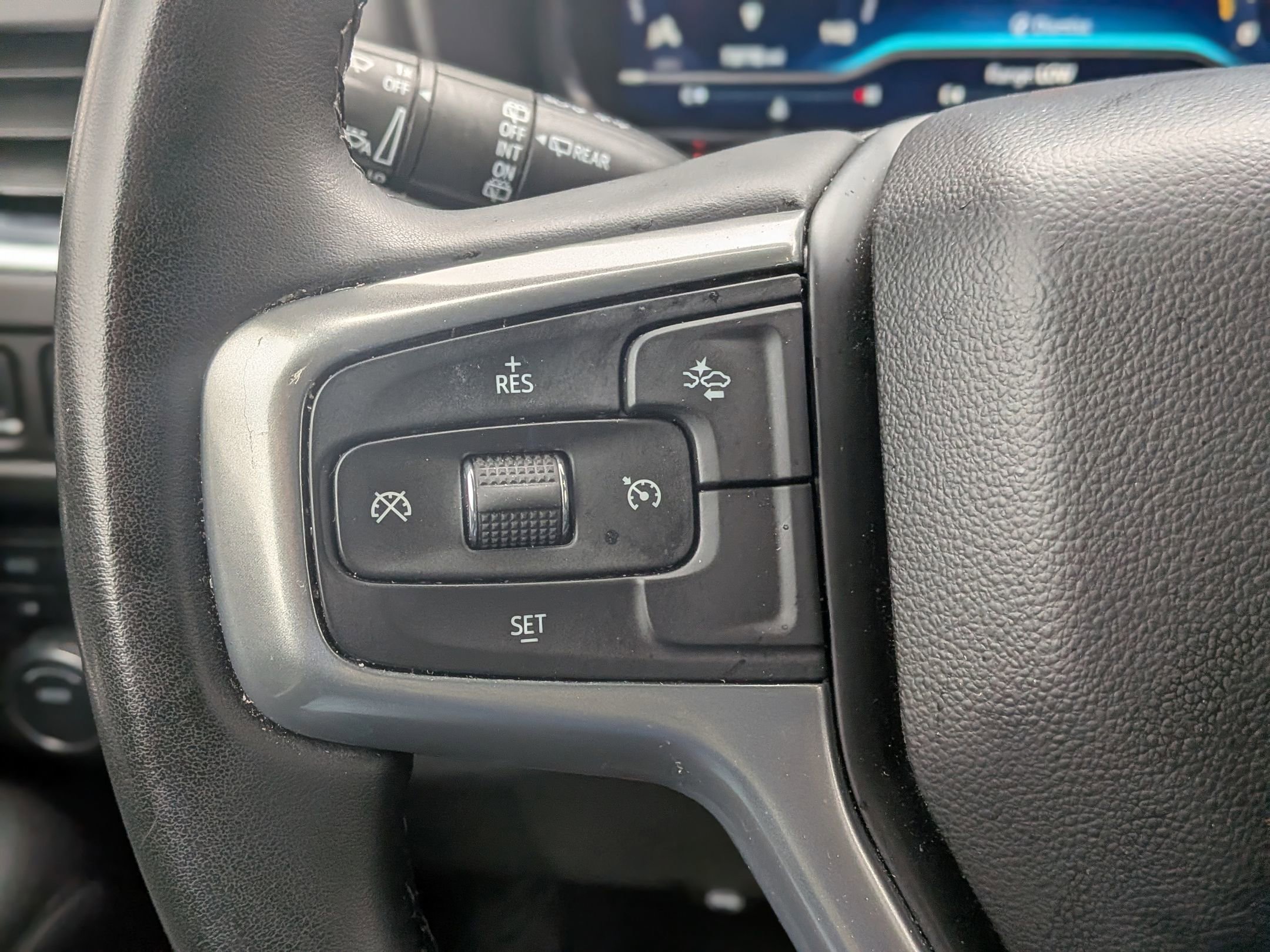 Used 2024 Chevrolet Tahoe LT AWD/4WD image 21