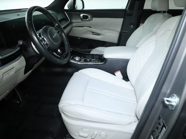 Used 2025 Kia Sorento SX Prestige AWD/4WD image 19