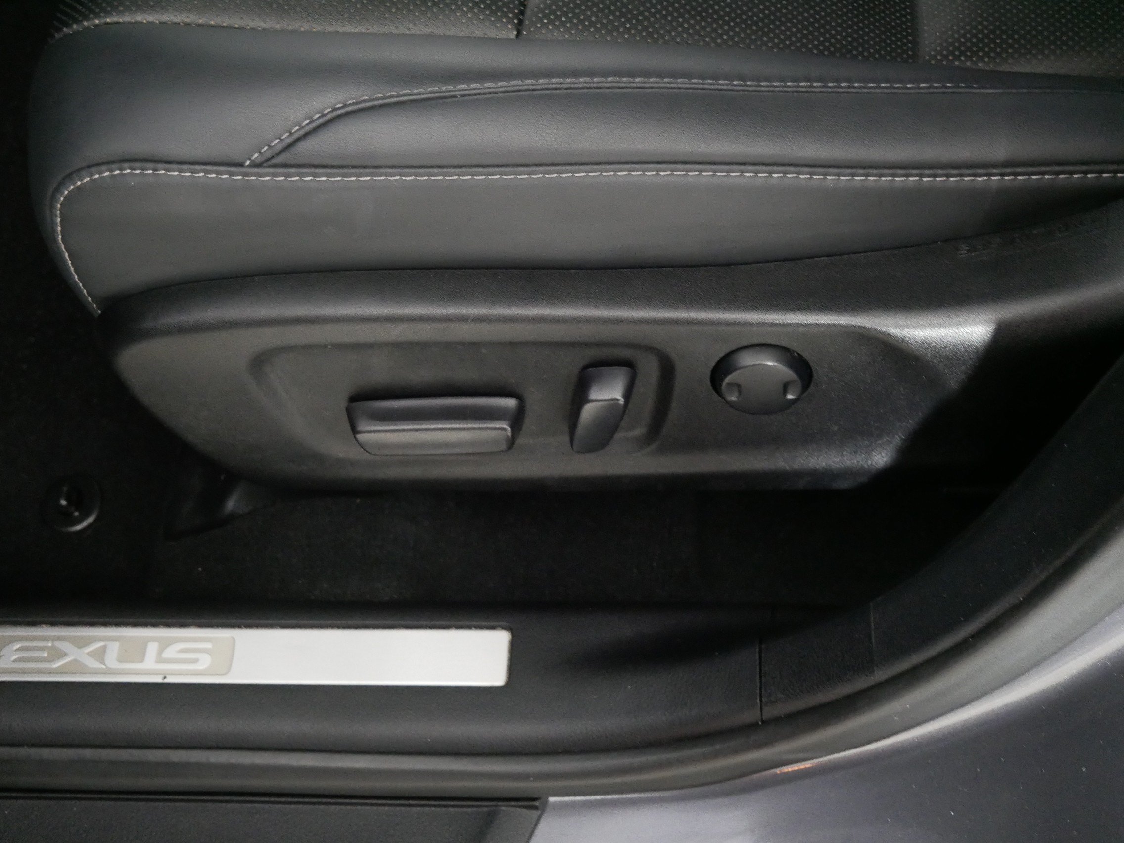 Used 2022 Lexus RX 350 AWD w/ Premium Package image 20
