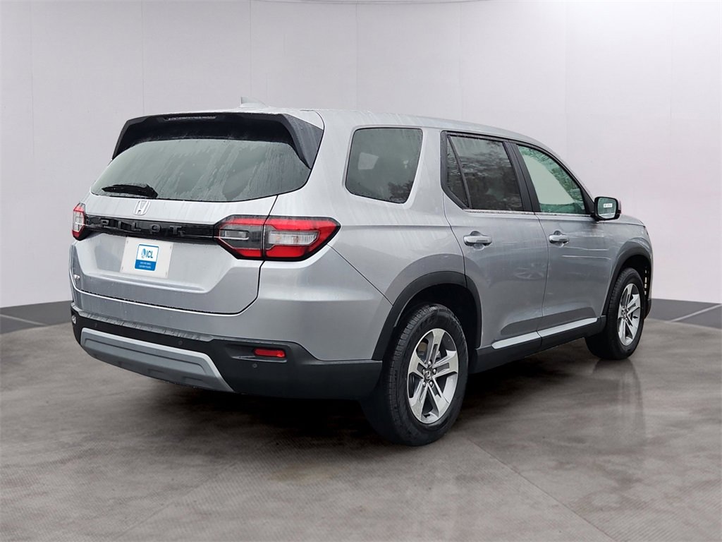 New 2025 Honda Pilot EX-L image 3