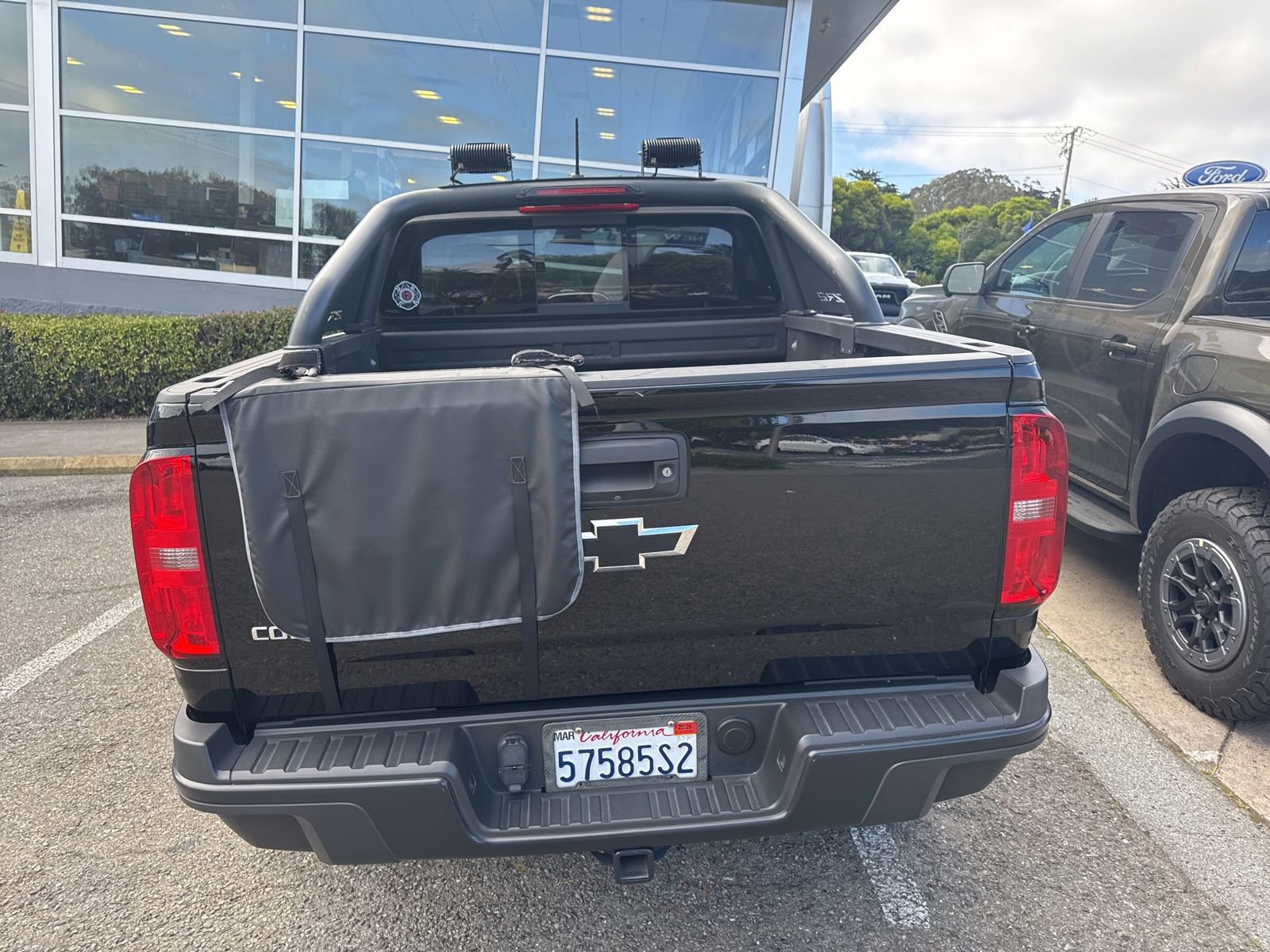 Used 2019 Chevrolet Colorado ZR2 w/ ZR2 Midnight Special Edition AWD/4WD image 6