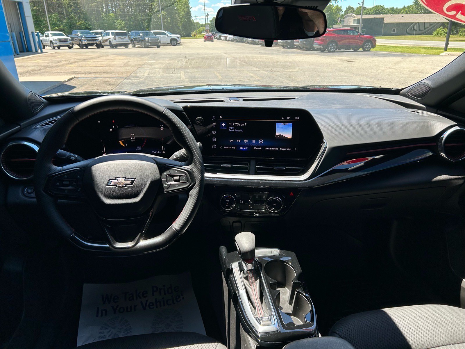 Used 2025 Chevrolet Trax RS w/ Driver Confidence Package FWD image 7