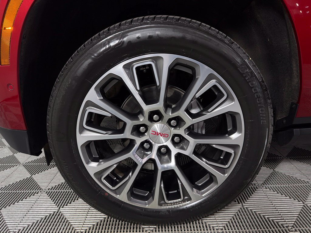 Used 2026 GMC Yukon XL Denali w/ Sun & Power Step Package AWD/4WD image 11