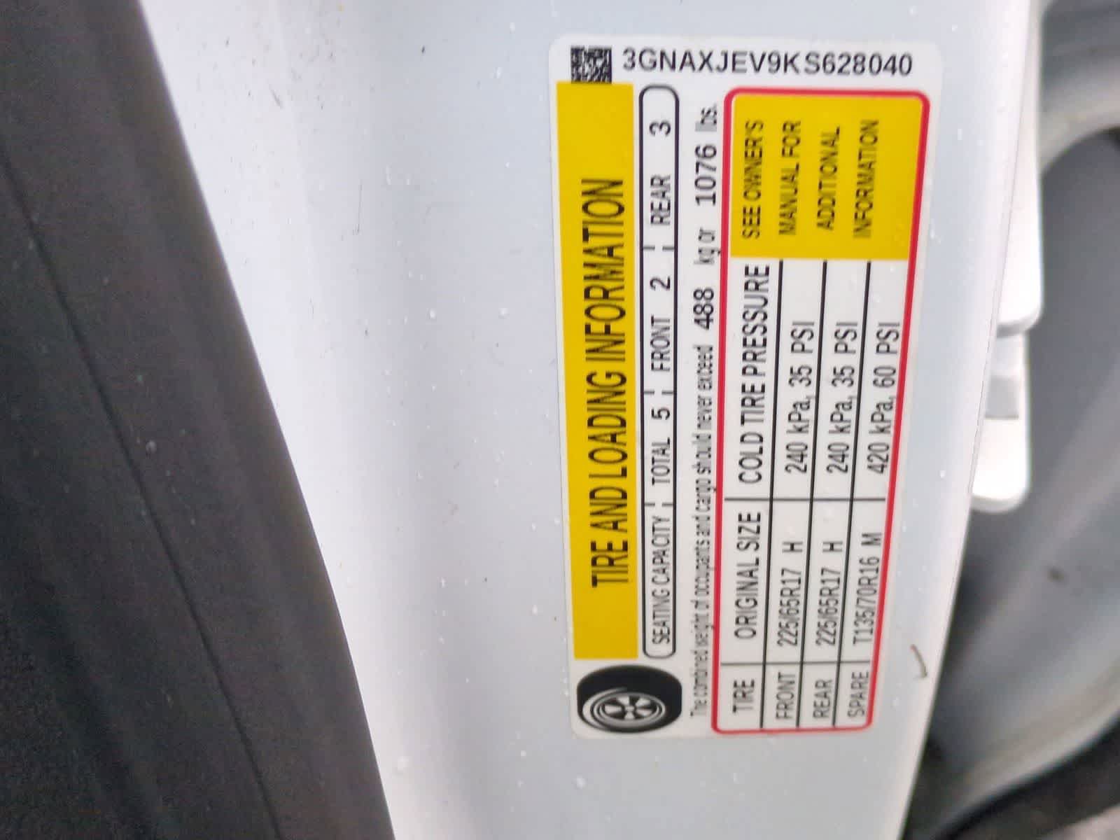 Used 2019 Chevrolet Equinox LT w/ Driver Convenience Package image 35