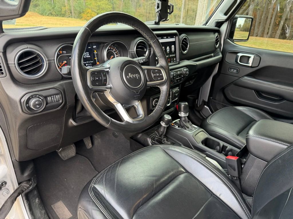 Used 2020 Jeep Gladiator Overland image 11