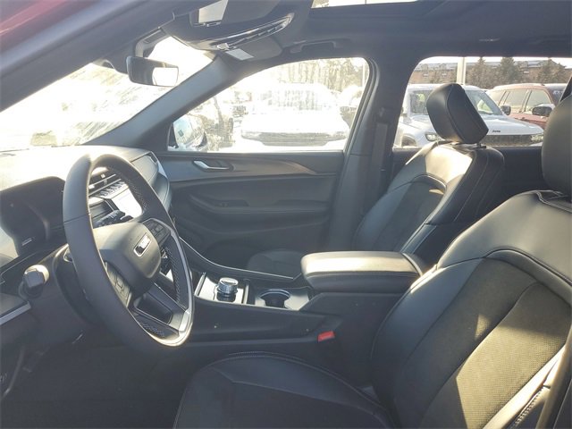 New 2025 Jeep Grand Cherokee L Altitude image 19