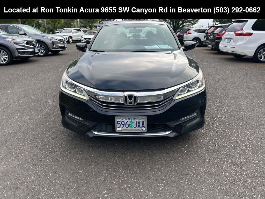 Used 2017 Honda Accord Sport image 9