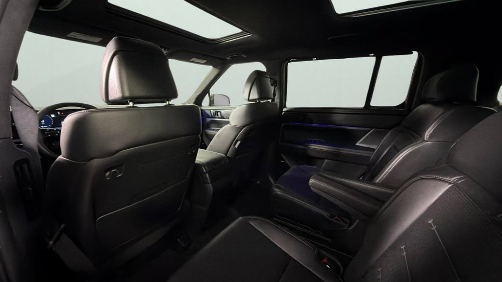 Used 2024 Hyundai Santa Fe Calligraphy FWD image 29