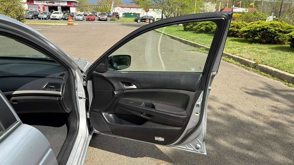 Used 2012 Honda Accord SE image 29