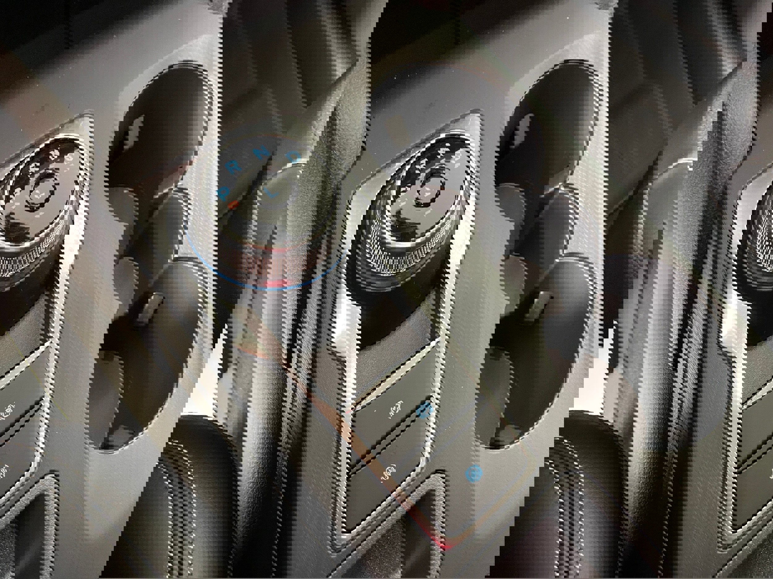 New 2025 Ford Escape SE w/ Class II Trailer Tow Package image 7