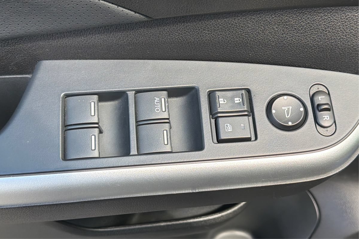 Used 2015 Honda CR-V EX-L image 36