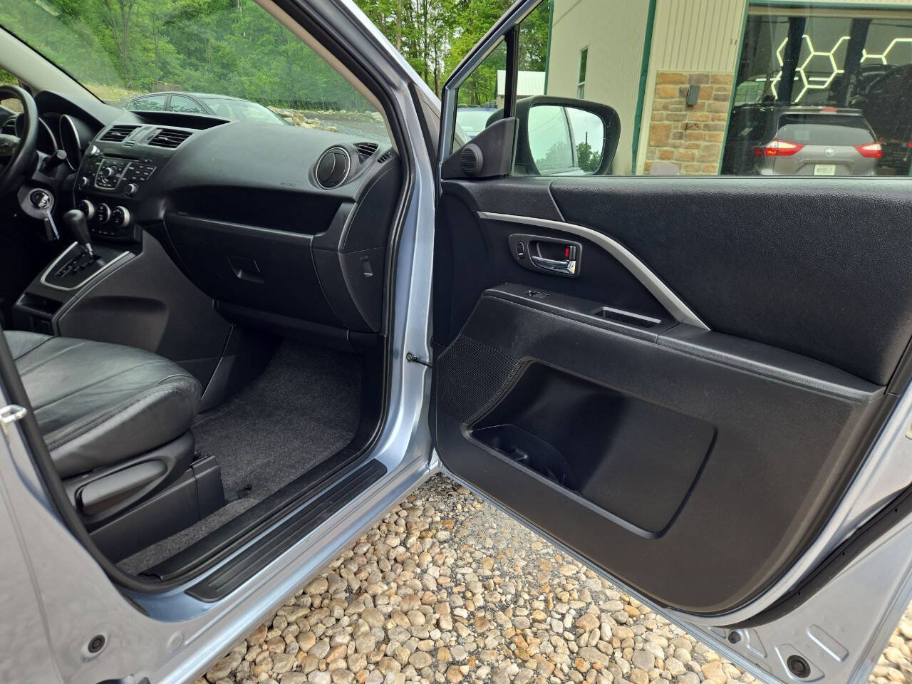 Used 2012 MAZDA MAZDA5 Sport FWD image 20