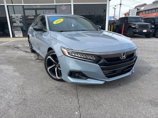 Used 2022 Honda Accord Sport image 2