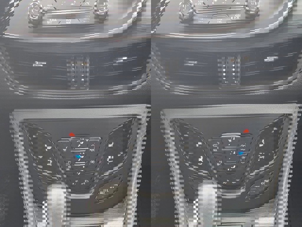 Used 2019 Buick Envision Premium w/ Driver Confidence Package image 15