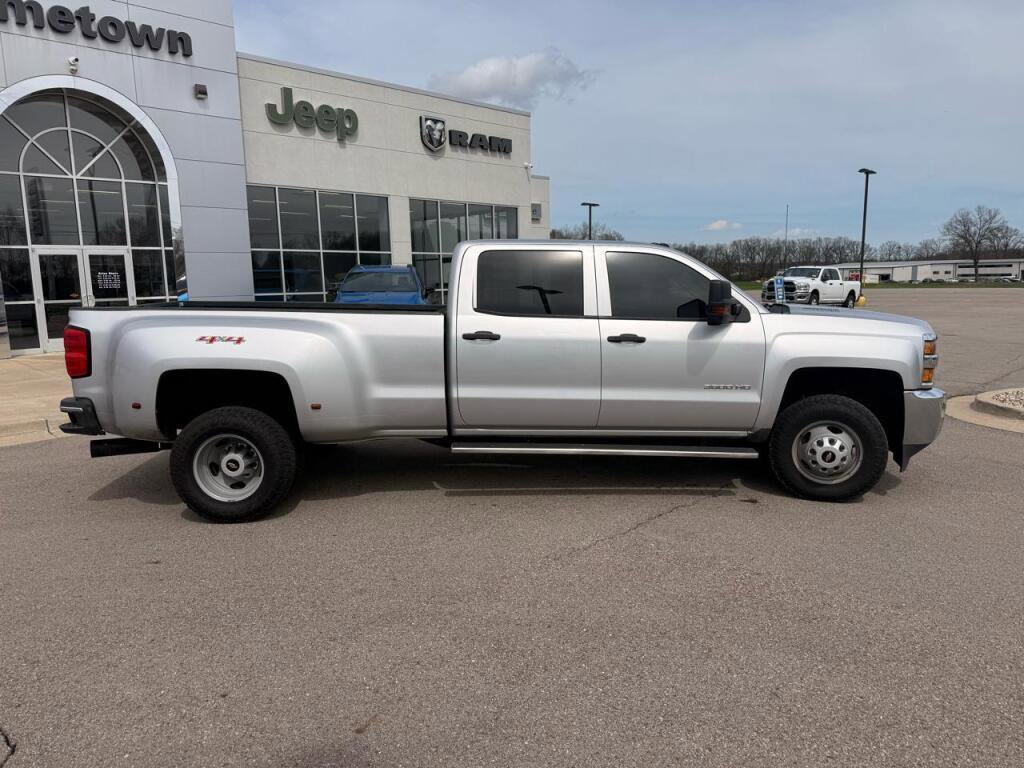 Used 2016 Chevrolet Silverado 3500 W/T w/ WT Convenience Package image 2