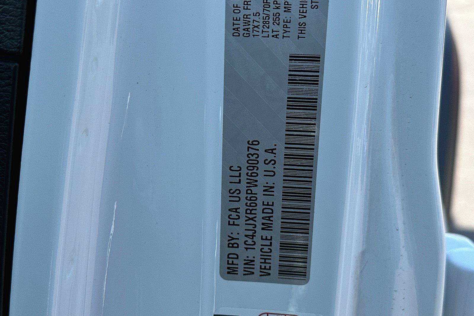 New 2023 Jeep Wrangler Unlimited Rubicon 4xe AWD/4WD image 23