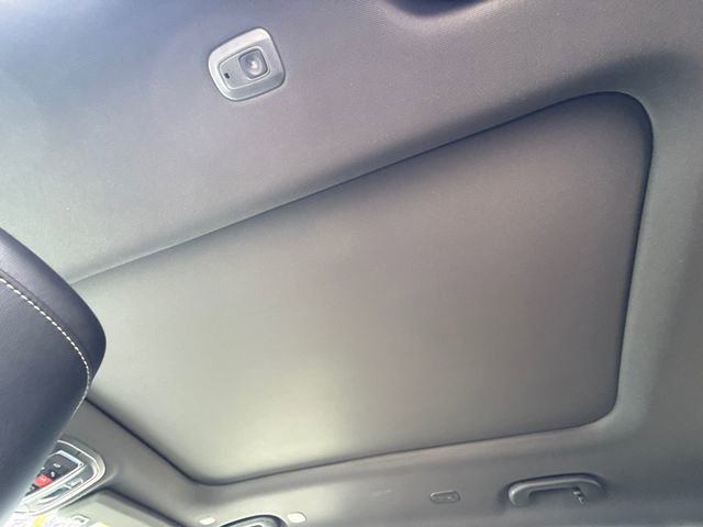 Used 2024 Jeep Grand Cherokee L Limited w/ Luxury Tech Group II image 16